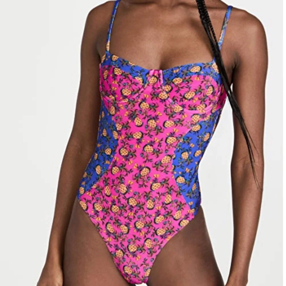 Farm Rio Fruits Dots One Piece Swimsuit sz M 175$ - Picture 9 of 15